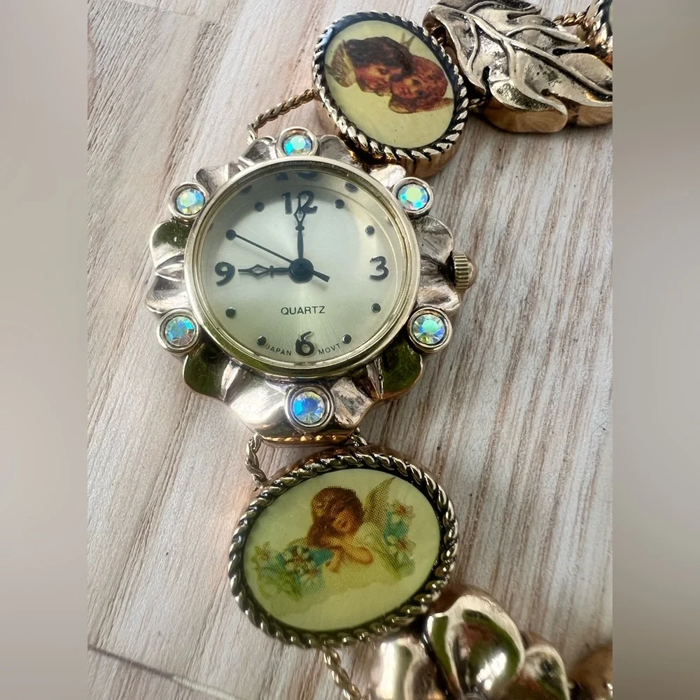 Rare Vintage gold tone Cherub Charm Bracelet Watch NEW BATTERY